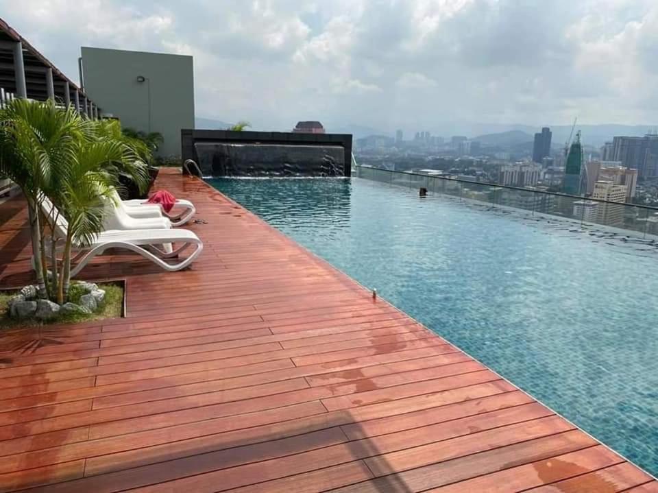 Wonderful Blue City View @Regalia Residence Κουάλα Λουμπούρ Εξωτερικό φωτογραφία